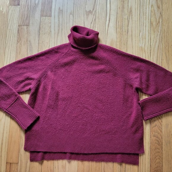 J. Crew Women's Turtleneck Sweater M Burgundy Wool Blend - Picture 3 of 5